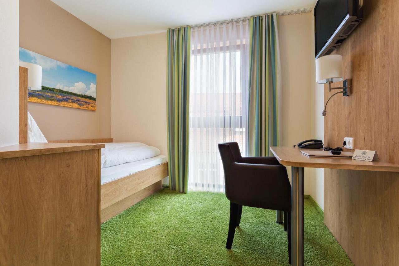 Hotel Sixt Rohr in Niederbayern Стая снимка