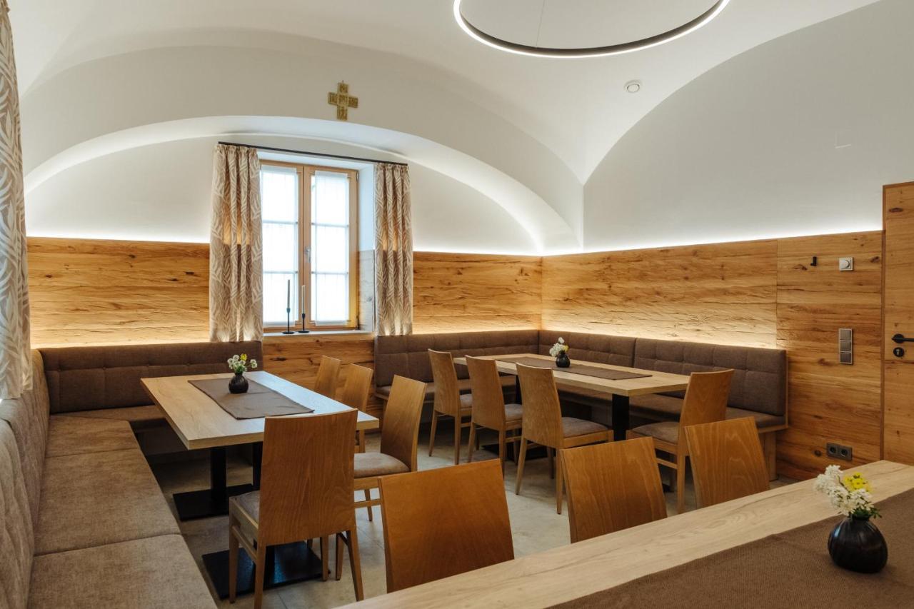 Hotel Sixt Rohr in Niederbayern Екстериор снимка