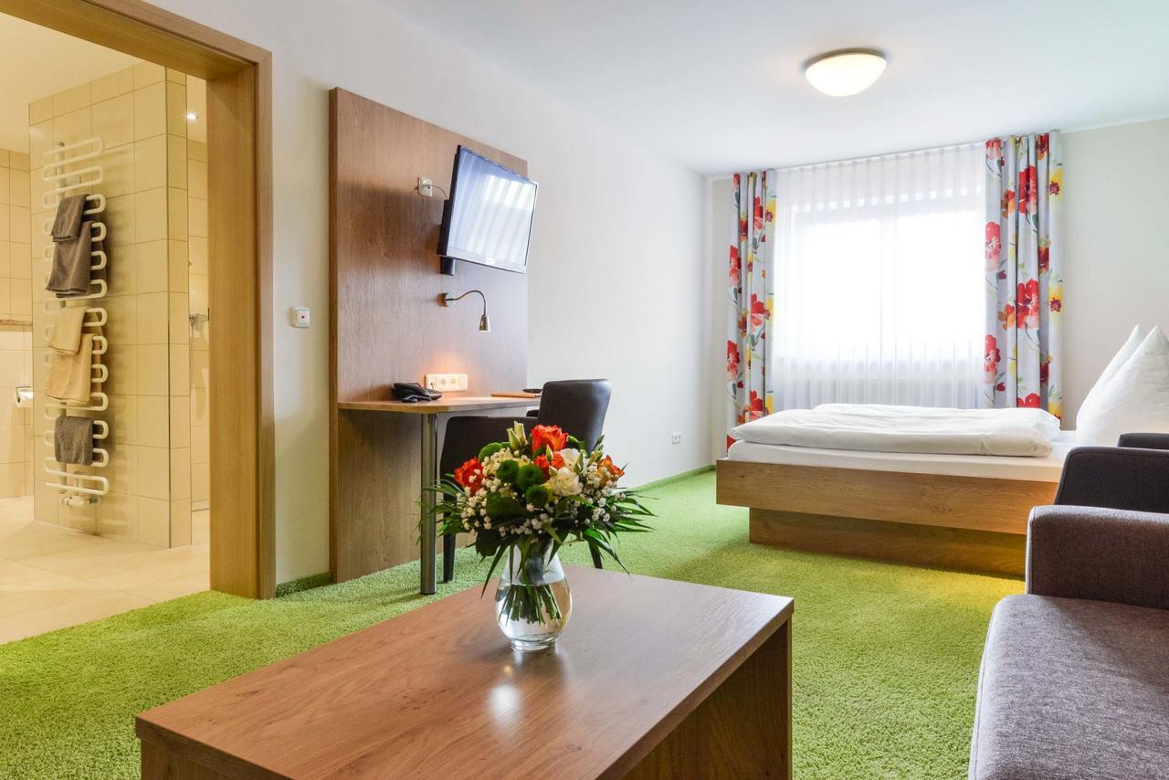 Hotel Sixt Rohr in Niederbayern Екстериор снимка